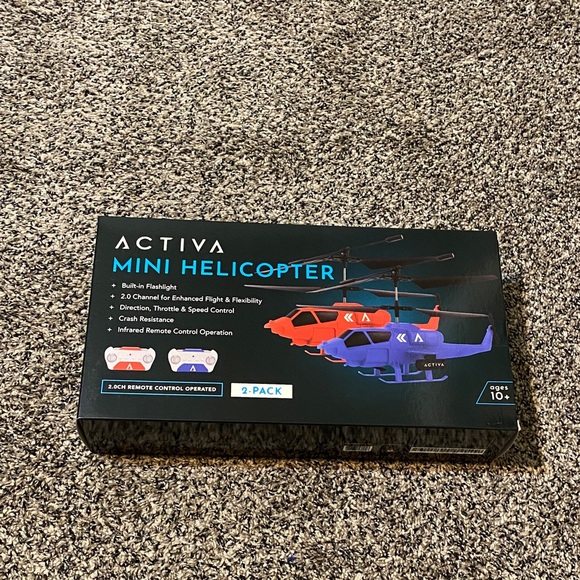 ACTIVA Mini Helicopter 2-Pack - Red and Blue - Picture 1 of 2